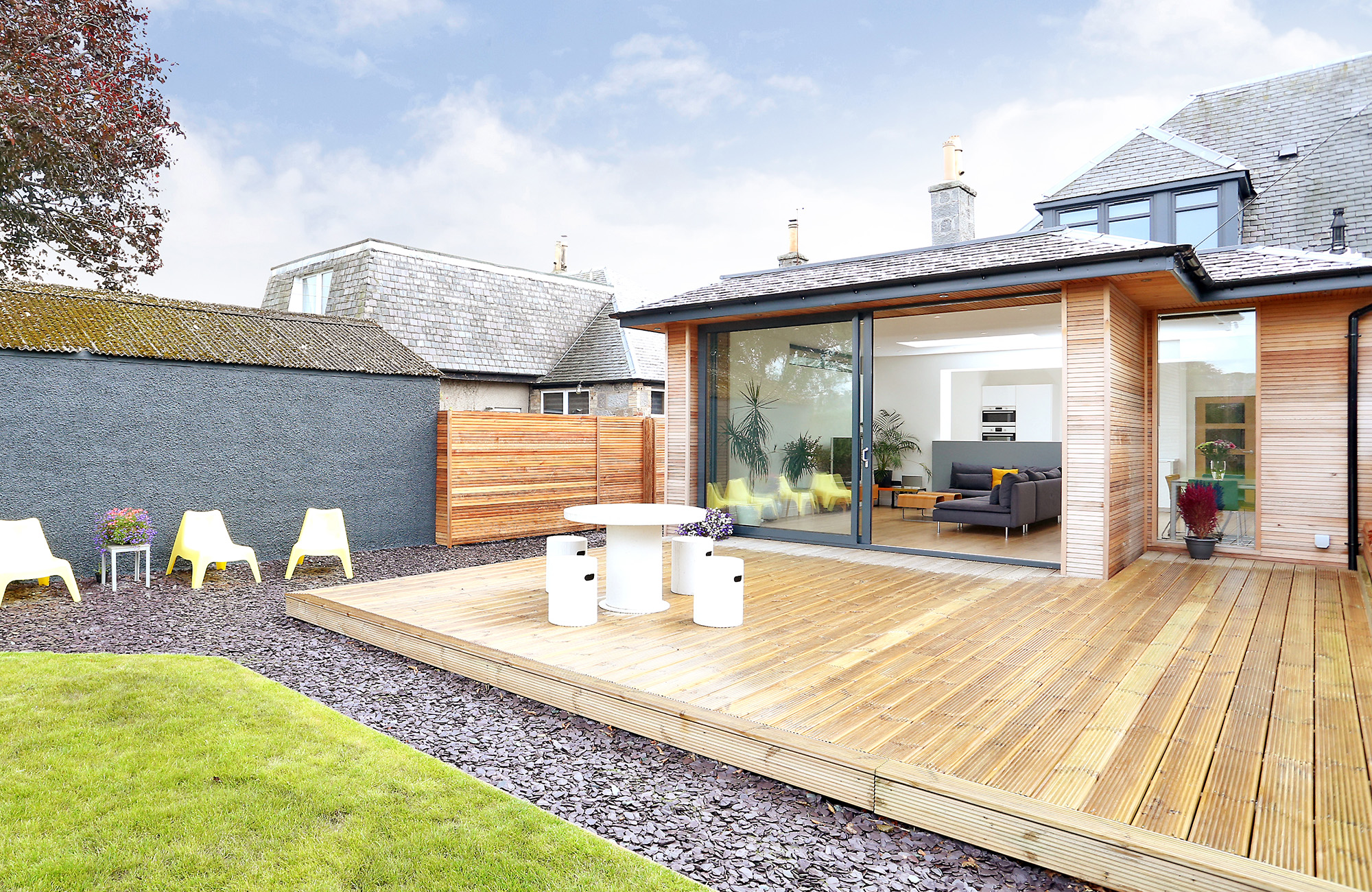 Single storey extension to semi-detached dwelling house in Aberdeen ...